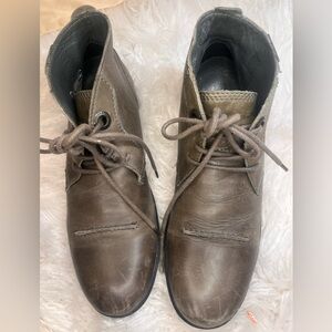 Kickers Men's Brown Leather Chukka Boots